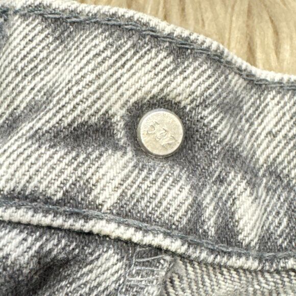 Vintage 90s Levi’s 550 jeans size 29x32 - Picture 3 of 8